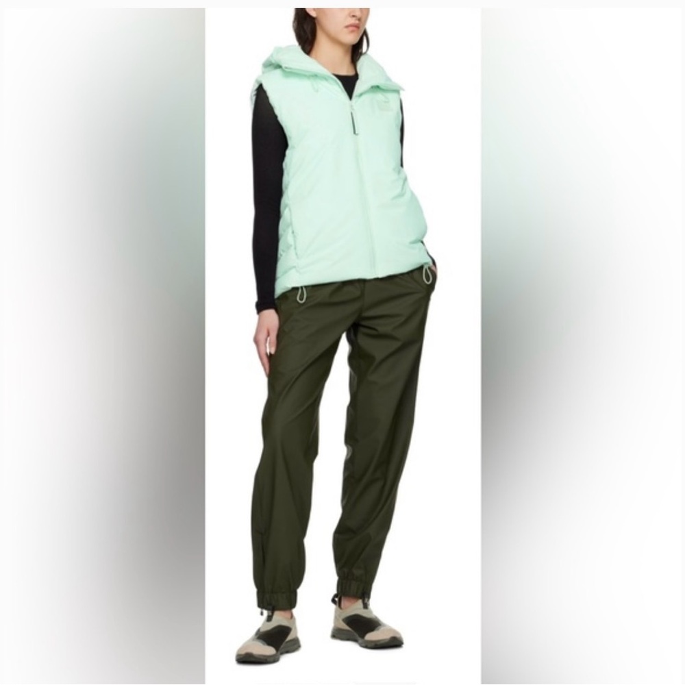 NWT RAINS Women’s Loop Vest Full Zip with Hood Mineral Green - Size medium